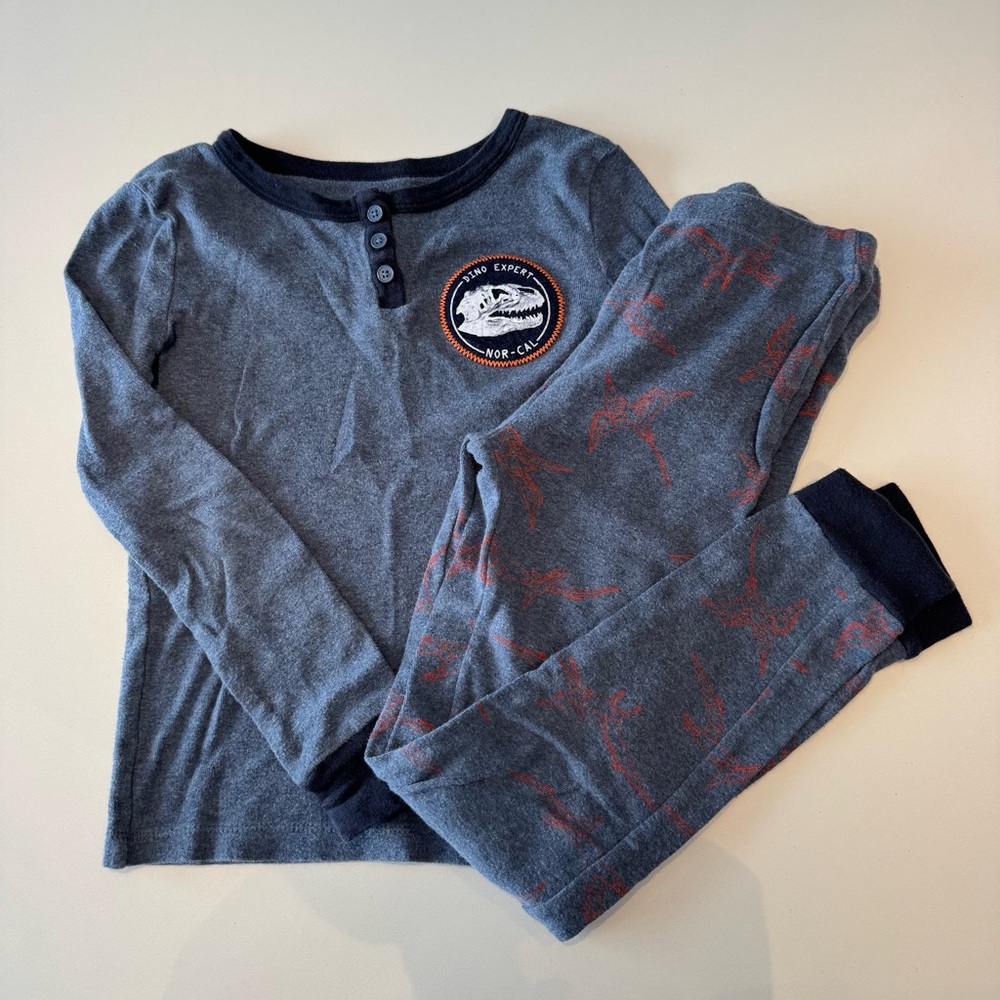 🛍️4 for 20$ / Joe Fresh Blue and Red Dinausore Pajama Set / 7-8